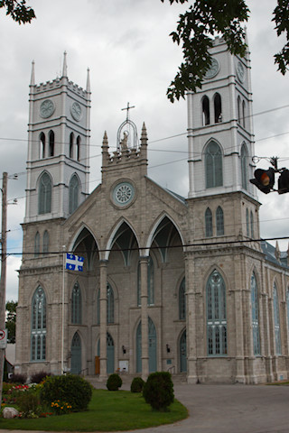 Eine schöne Steinkirche - welche eine Seltenheit in Kanada!